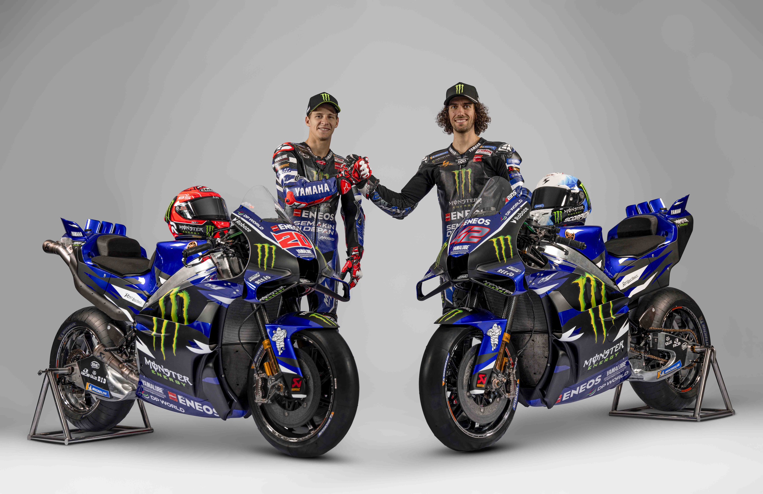 “ยามาฮ่า” ก้าวสู่ยุคใหม่ ! เปิดตัวทีมศึกโมโตจีพี 2026 เผยโฉมรถแข่ง M1 V4 “กวาร์ตาราโร-รินส์” พร้อมลุย