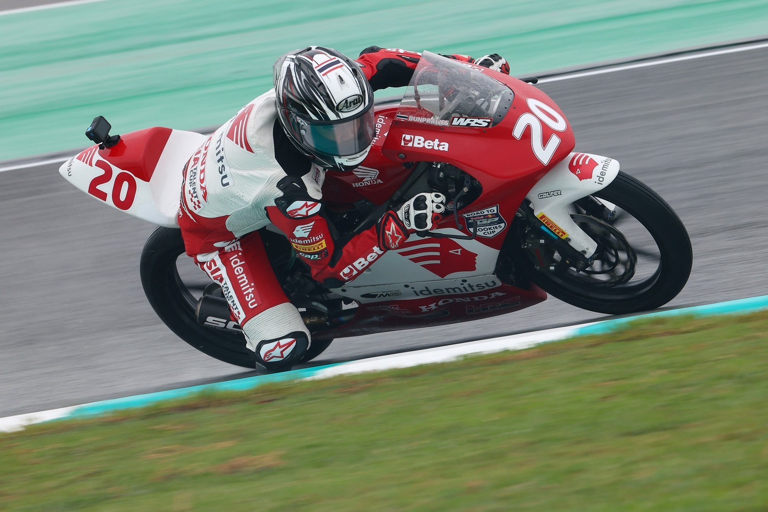 “อุ้ม-นพรุธพงษ์” นำทัพ “ฮอนด้า เรซซิ่ง ไทยแลนด์” พร้อมสองดาวรุ่งไทย ลุยศึกโมโตโฟร์ เอเชีย คัพ สนามแรกที่บุรีรัมย์