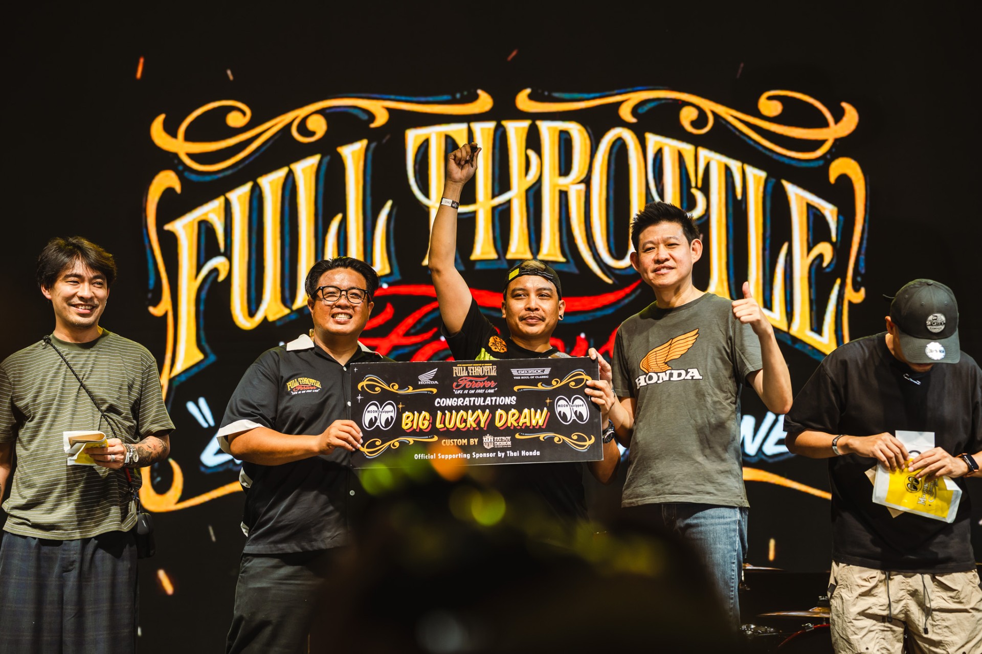 ฮอนด้าบิ๊กไบค์ ร่วมฉลอง 10 ปี MOONEYES นำเสนอ New Honda GB350C MoonEyes 10th Anniversary Concept คันเดียวในโลก!ในงาน 10th Anniversary MOONEYES of Bangkok