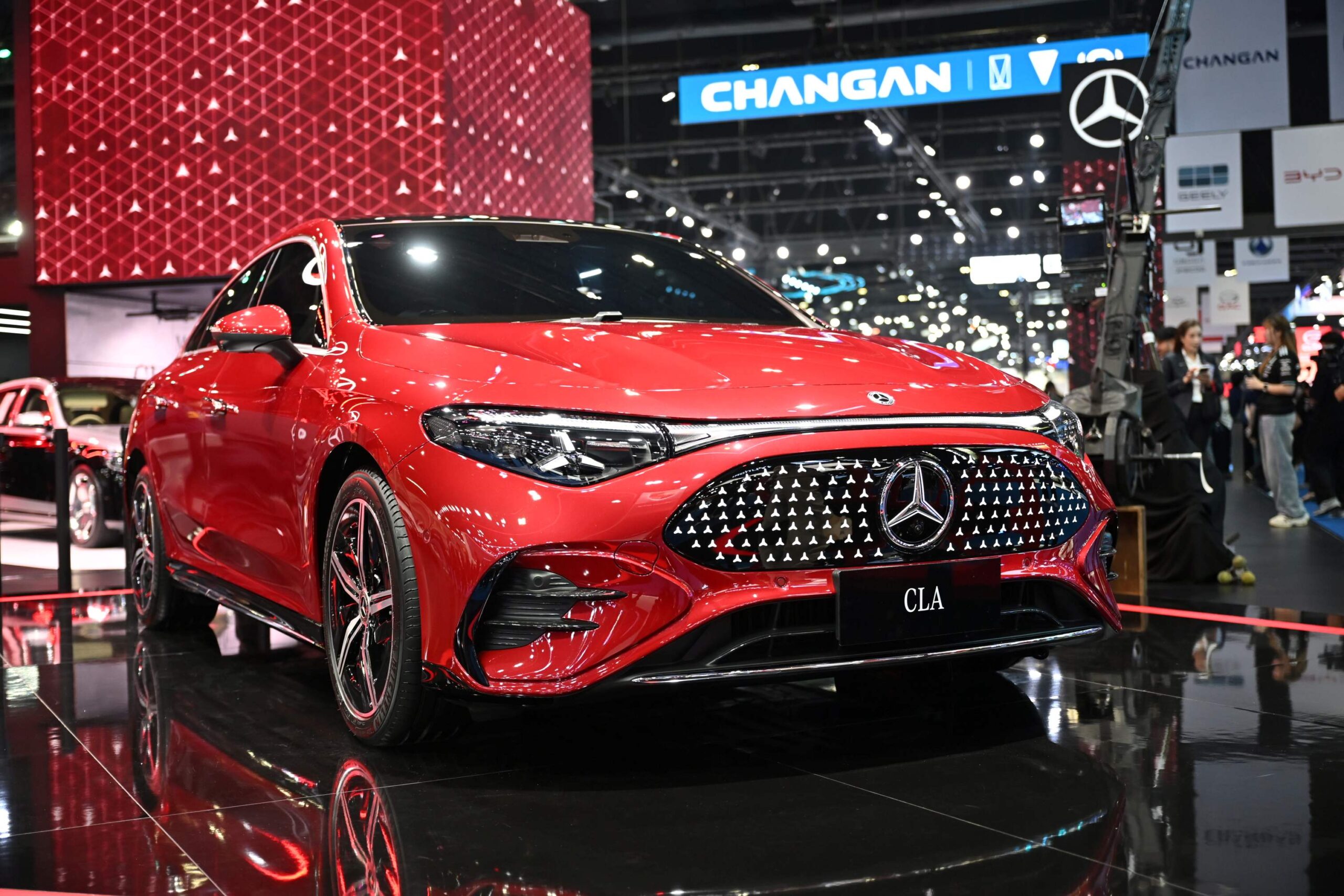 เมอร์เซเดส-เบนซ์ เปิดตัว The-all new electric CLA ในราคา 2.29 ล้านบาท เฉลิมฉลอง 140 ปี แห่งนวัตกรรมยานยนต์กับข้อเสนอพิเศษ “140 Years of Innovation Offer”