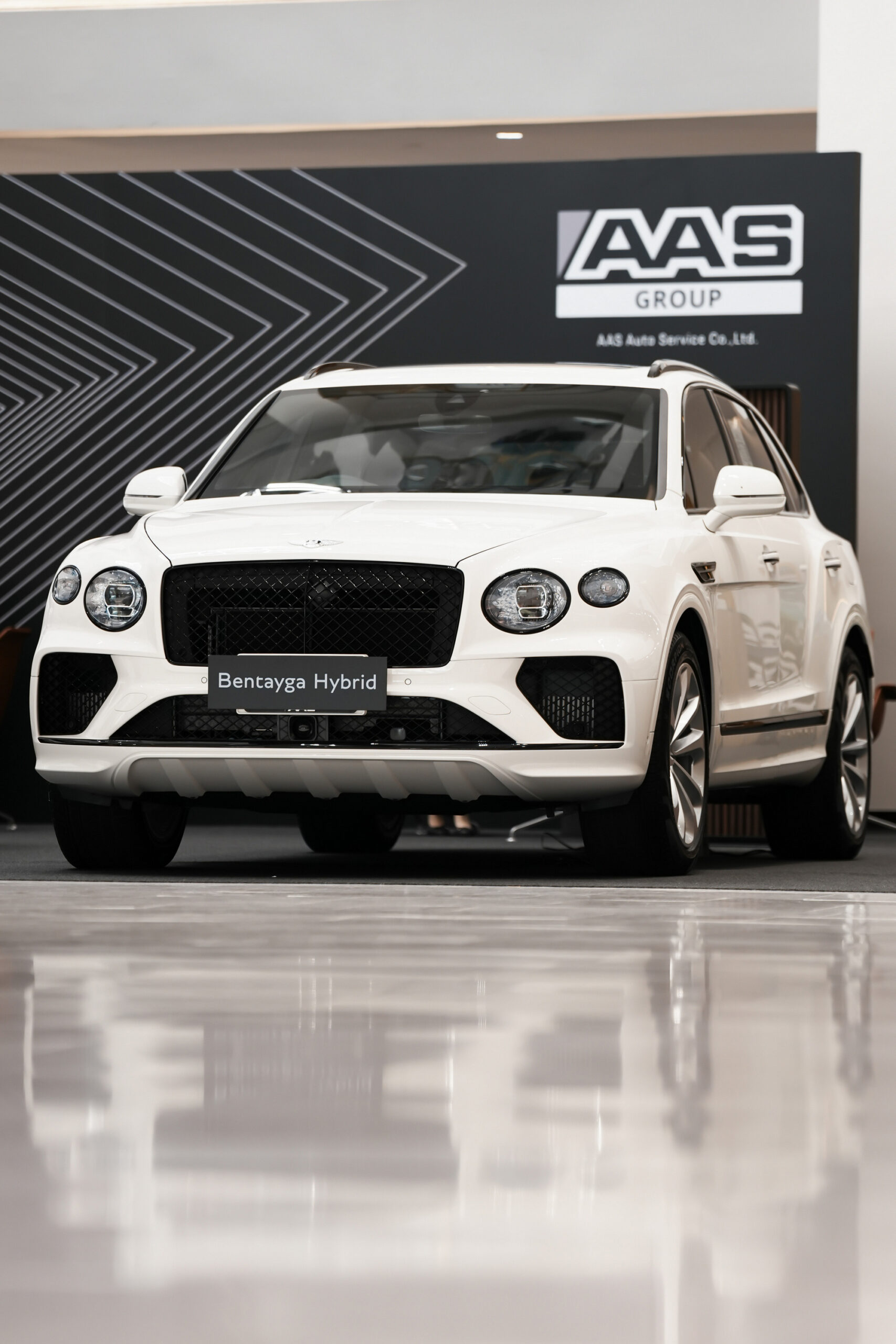 เบนท์ลีย์ แบงค็อก จัดแสดง Bentayga Hybrid ยนตรกรรมหรูแต่งสปอร์ตกับข้อเสนอมอเตอร์โชว์ พร้อมรับรถทันที ณ งาน AAS Group Roadshow 2026
