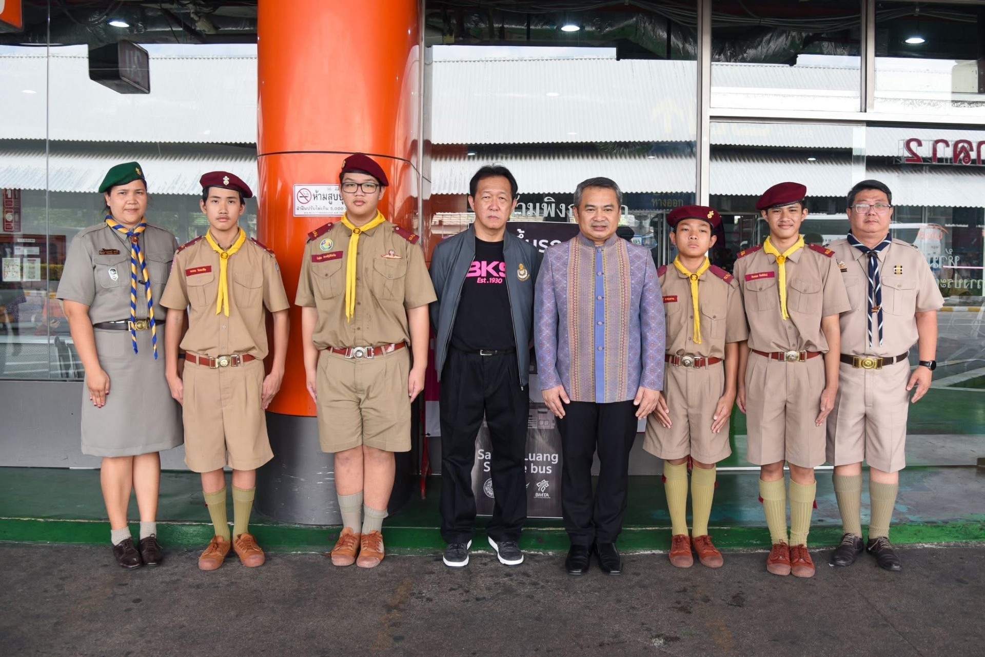 “ประชาชน-นักท่องเที่ยว” ปลื้มโครงการ “SCOUT DNA” จิตอาสาเทศกาลสงกรานต์