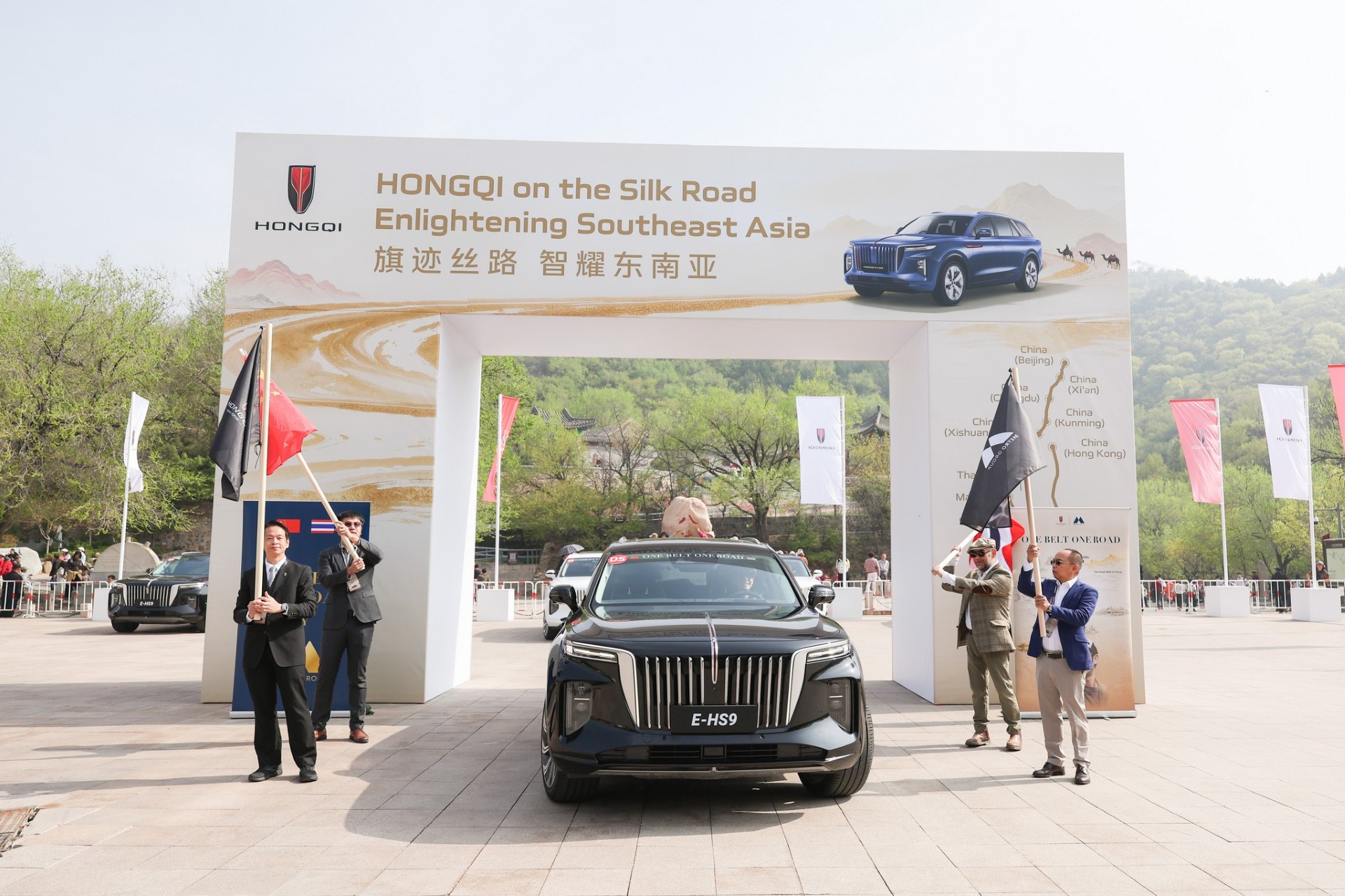 เริ่มแล้ว! “One Belt One Road” ระยะทาง 6,000 กม. HONGQI E-HS9 ทะยานจากแดนมังกร สู่สยามประเทศ