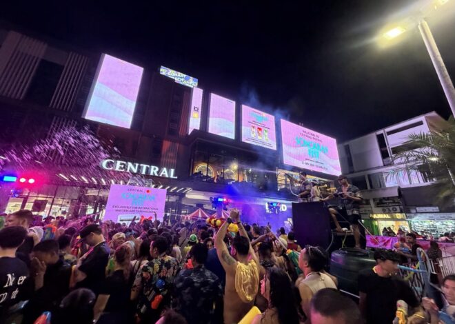 สาดความสุขสดชื่นระดับโลก! “Central Songkran Fest” ปิดฉากสวยงามนักท่องเที่ยวทั่วโลกแห่ฉลองสงกรานต์ที่ห้างเซ็นทรัลป่าตอง พร้อมปลุกกระแสจับจ่ายและท่องเที่ยวช่วงหน้าร้อนคึกคักต่อเนื่องที่ห้างเซ็นทรัล–โรบินสันทั่วประเทศ