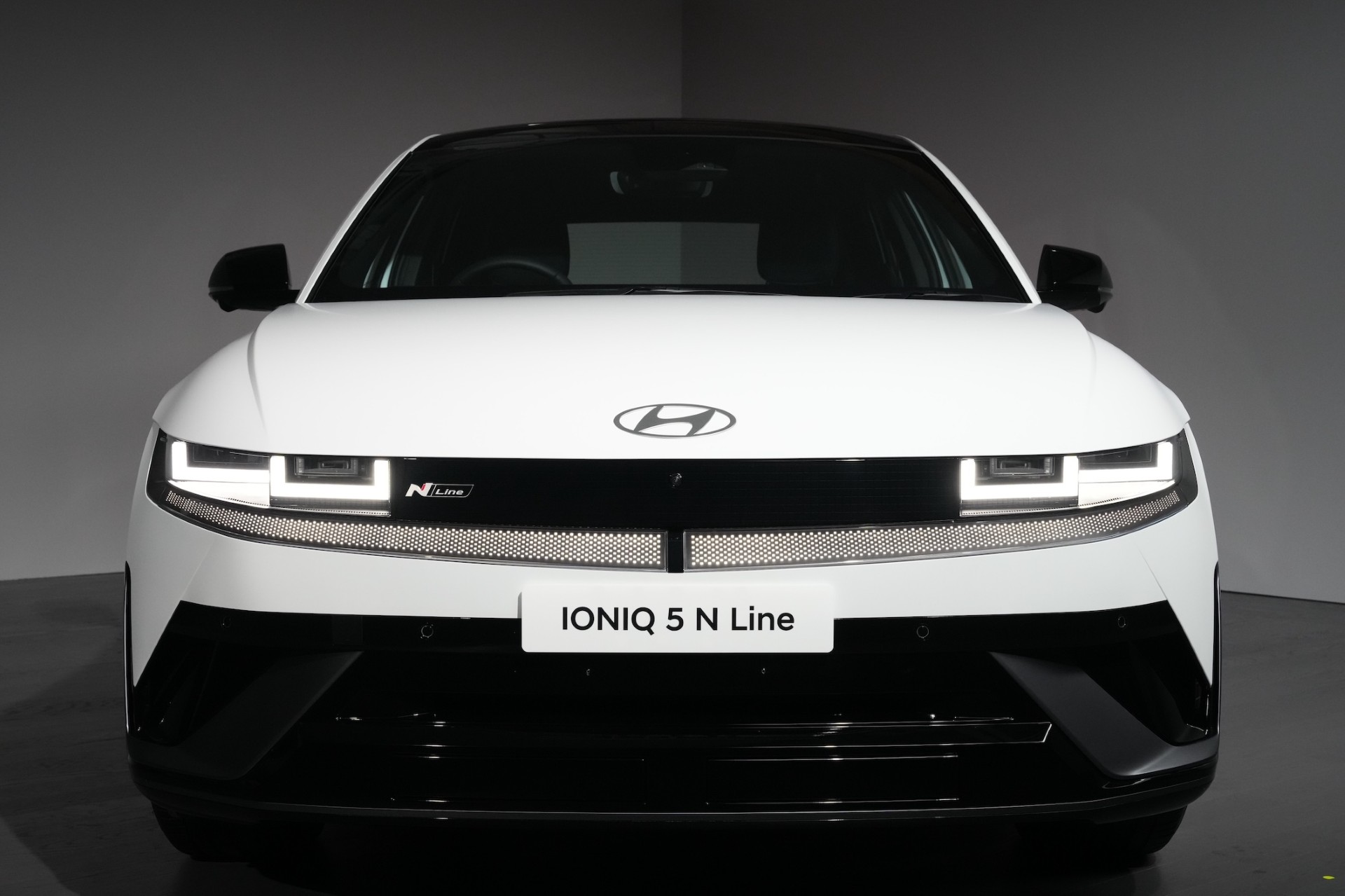 นับถอยหลัง! รอรุ่นประกอบไทย ฮุนได เปิดลงทะเบียนความสนใจ The new 2026 IONIQ 5 N Line รถไฟฟ้าอัปเกรดลุคสปอร์ต พร้อมรับส่วนลด 20,000 บาท ก่อนเปิดตัวเป็นทางการไตรมาส 3