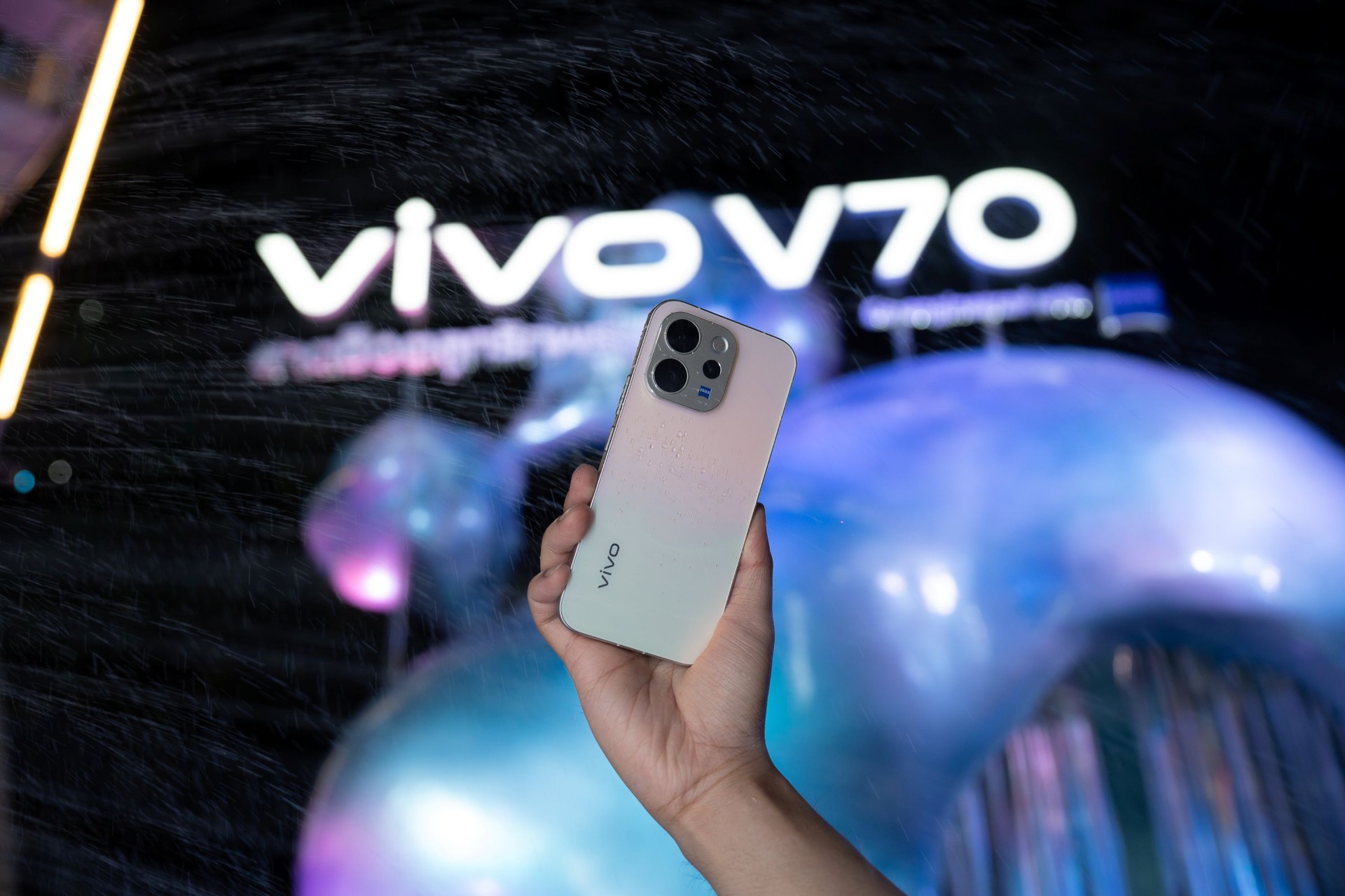 vivo พาสาดความปัง! ส่ง V70 บุก X Festival 2026‘เสกช็อตลูกรักพระเจ้า’ ฉ่ำทุกโมเมนต์