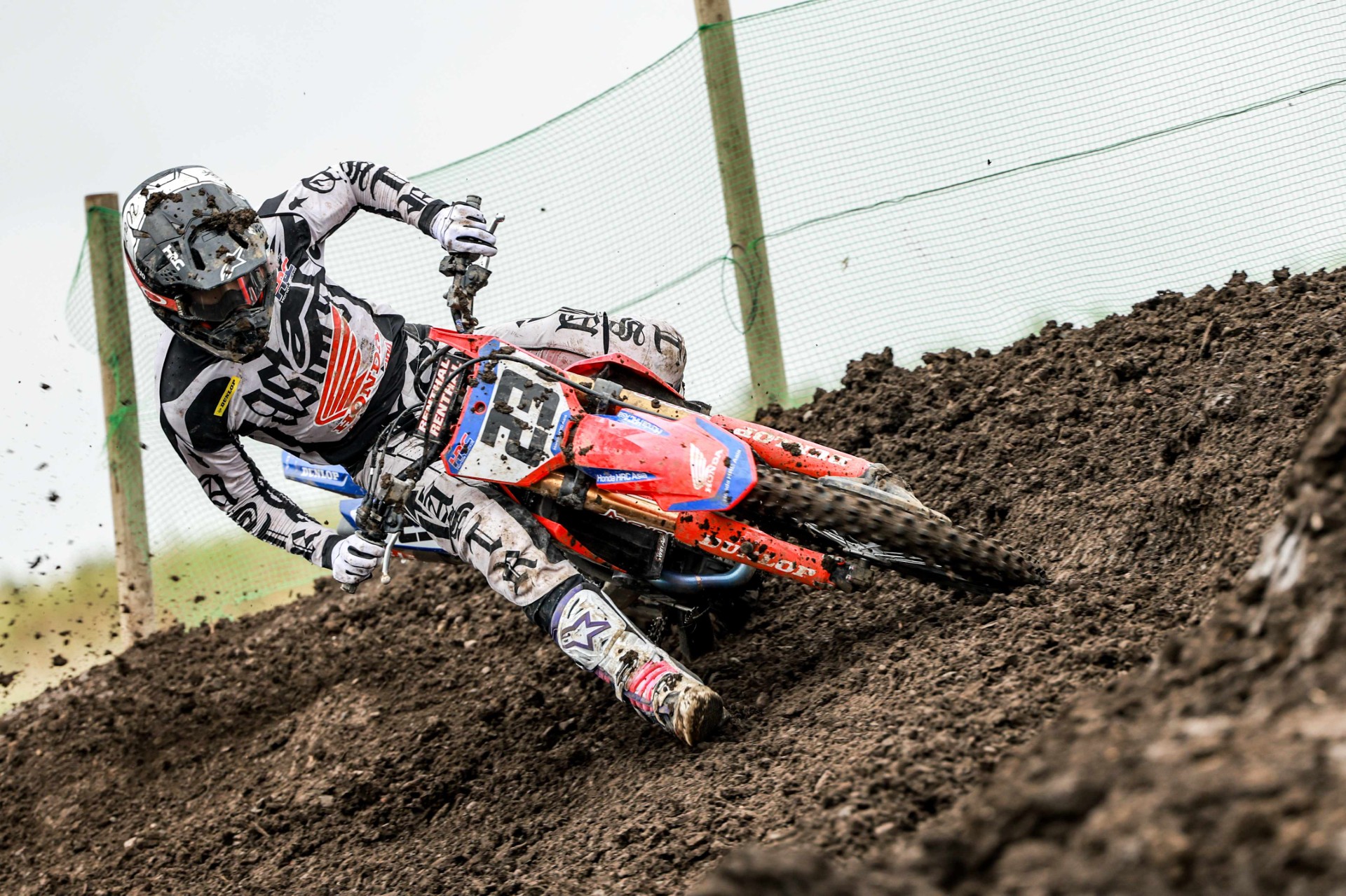 “นีโม่-จิรัฎฐ์” ควบ Honda CRF450R สร้างผลงานคว้าอันดับท็อปเก็บคะแนนสะสมเพิ่ม จาก 3 ฮีท ในศึกโมโตครอสชิงแชมป์ประเทศญี่ปุ่น สนาม 3 ที่ไซตามะ