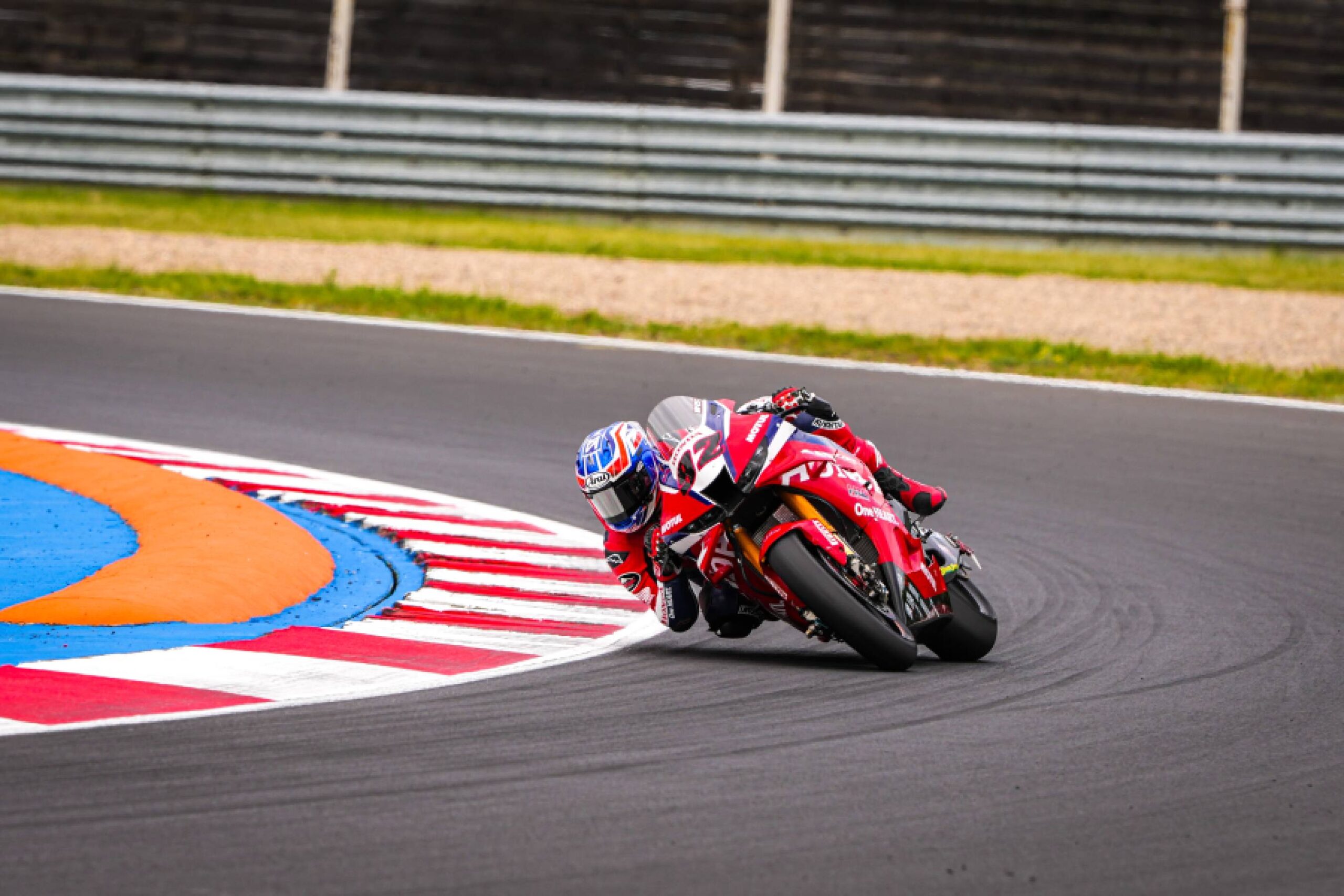 “ก้อง-สมเกียรติ” จูนอัพตัวแข่ง Honda CBR1000RR-R เริ่มลงตัวที่ เวิลด์ ซูเปอร์ไบค์ เช็ก มุ่งหน้าลุยต่อที่อิตาลี