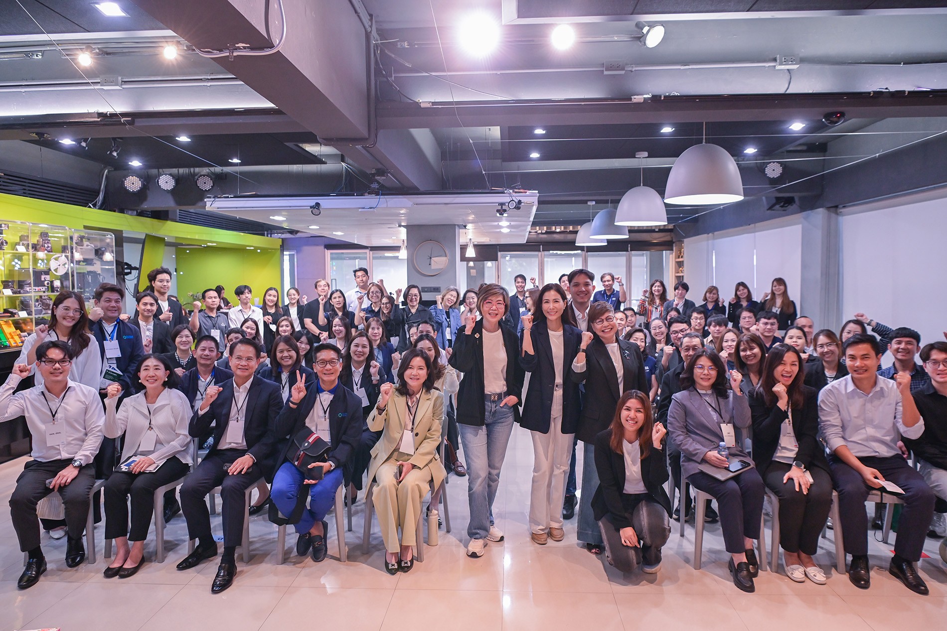 3 พันธมิตรเปิดตัว ‘ESG Transformation Team’ ปั้นโมเดล CORE TO CROWD สร้างคุณค่าองค์กรเติบโตอย่างยั่งยืน