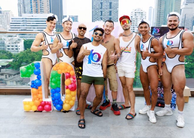 IMPULSE BANGKOK ครบ 10 ปี ชูแนวคิด “ภูมิใจที่มีเกย์เป็น…” ตอกย้ำ เกย์เป็นส่วนหนึ่งของทุกอาชีพที่ดูแลและปกป้องสังคม ทั้งผู้พิทักษ์สันติราษฎร์ รั้วของชาติ ผู้ให้การรักษา และผู้ป้องกันความเสียหายส่งต่อสุขภาวะและความเท่าเทียม ผ่าน BANGKOK PRIDE 2026 และ SOAKED FOAM PARTY 2026