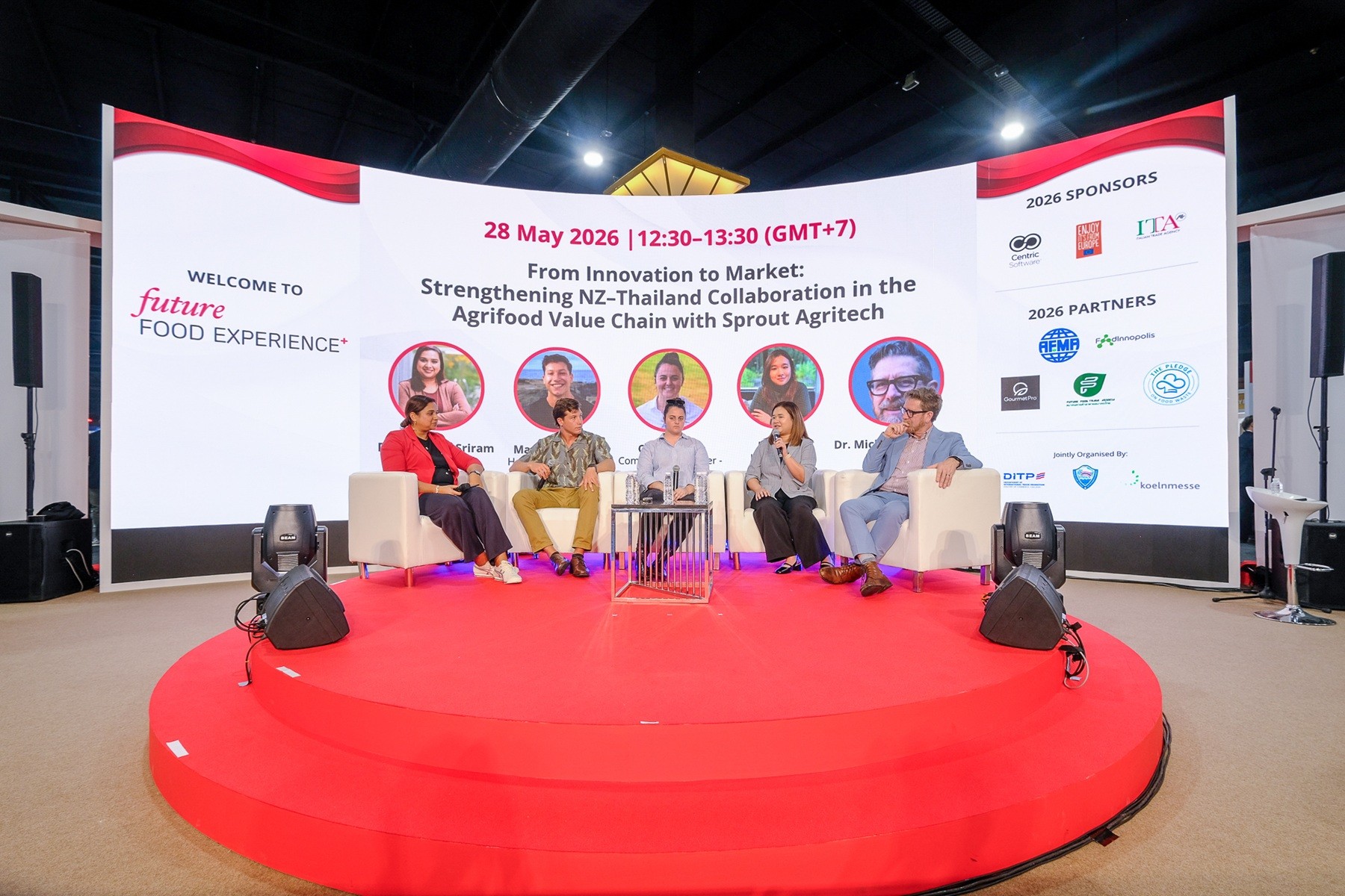 THAIFEX – ANUGA ASIA 2026 สร้างปรากฏการณ์ใหม่ให้อุตสาหกรรมอาหารไทย ดึงผู้ร่วมงานจากทั่วโลกกว่า 158,000 คน เจรจาซื้อขายทะลุเป้า 136,000 ล้านบาท ก้าวสู่ศูนย์กลางการค้าอาหารของโลก