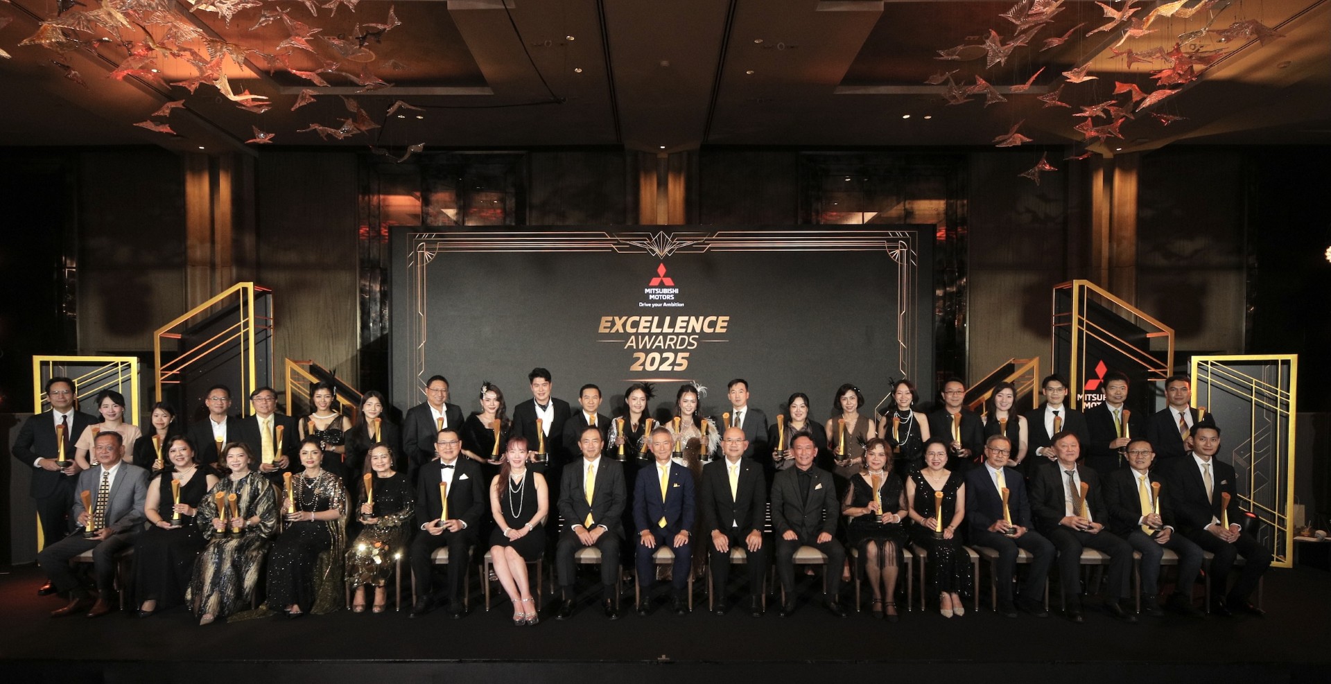 มิตซูบิชิ มอเตอร์ส ประเทศไทย มอบรางวัล “ผู้จำหน่ายยอดเยี่ยม ปี 2568” ยกย่องความเป็นเลิศด้านการขาย และบริการหลังการขาย ภายใต้จิตวิญญาณ “โอโมเตะนาชิ” เพื่อประสบการณ์ที่ดีที่สุดของลูกค้า