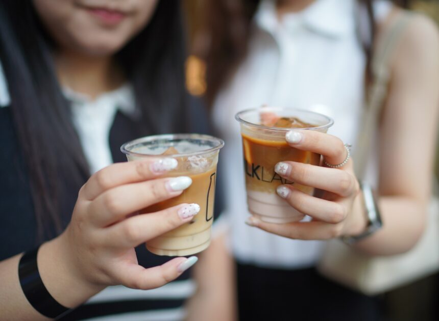 MILKLAB นำคัลเจอร์ Coffee Rave สุดบูมจากเมลเบิร์นบุกกรุงเทพฯจัดอีเวนต์ MILKLAB COFFEE RAVE ครั้งแรกในไทยที่ BEANS Coffee Roaster ทรงวาด เจาะมูฟเมนต์ Sober-Curious หลังคนไทยหันมาจิบกาแฟเข้าสังคม