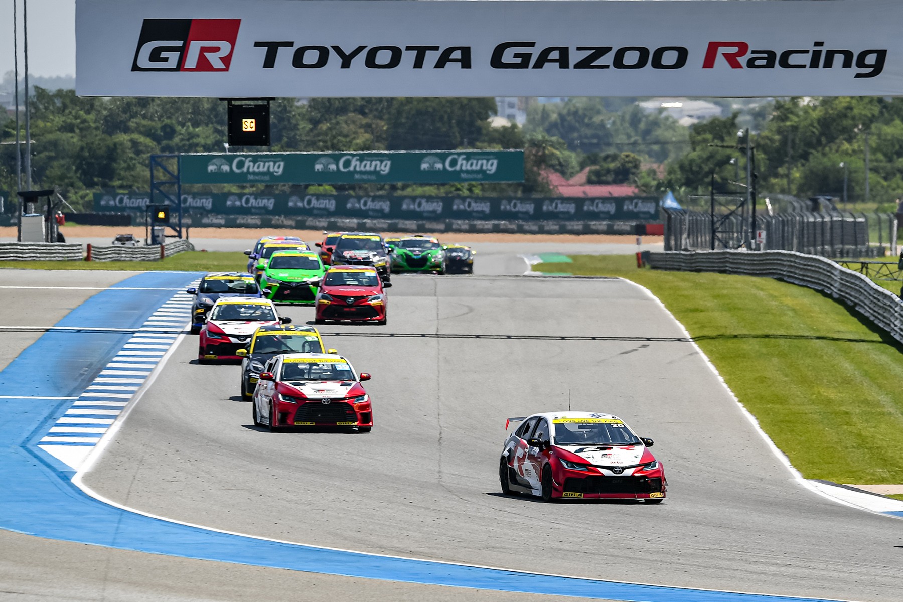 TOYOTA GAZOO Racing Thailand ฝ่าบททดสอบโหด 8 ชั่วโมง ศึก RAAT Thailand Endurance 2026 ครองโพเดียมแชมป์ทั้งรุ่น TC2 และ Overall  เรซ 2 ที่บุรีรัมย์