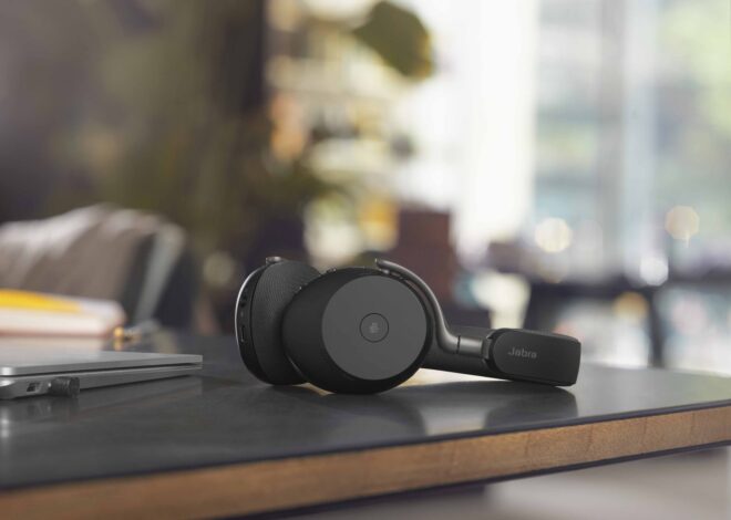 อาร์ทีบีฯ เปิดตัว Jabra Evolve3 85 และ Evolve3 75 หูฟังไร้สายรุ่นใหม่ ตอบโจทย์การทำงานและการใช้ชีวิตในยุค AI