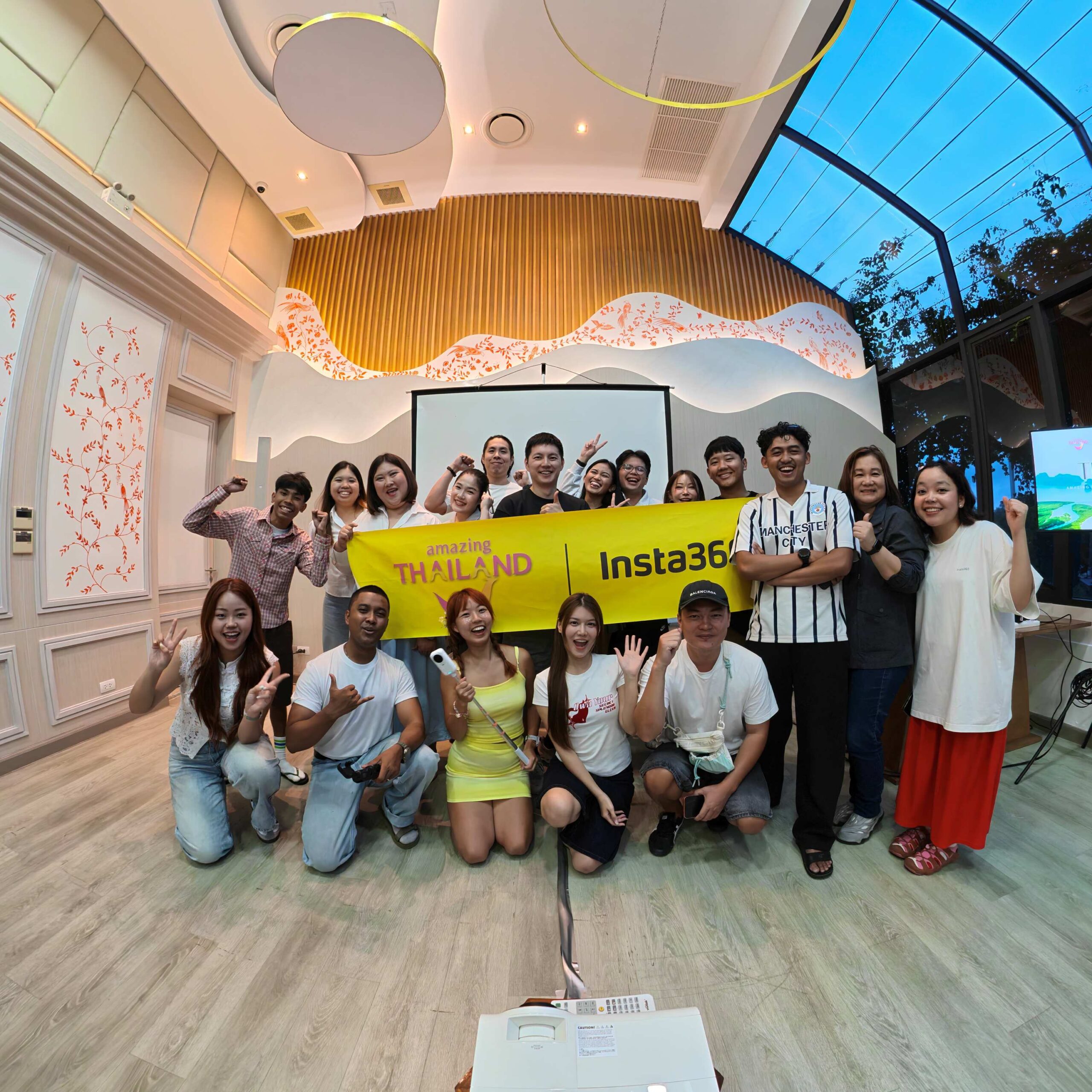 Insta360 ผนึกกำลัง ททท. ถ่ายทอดเส้นทางท่องเที่ยวเพื่อการฟื้นฟูผ่านประสบการณ์ธรรมชาติและการผจญภัยในภูเก็ตและพังงา