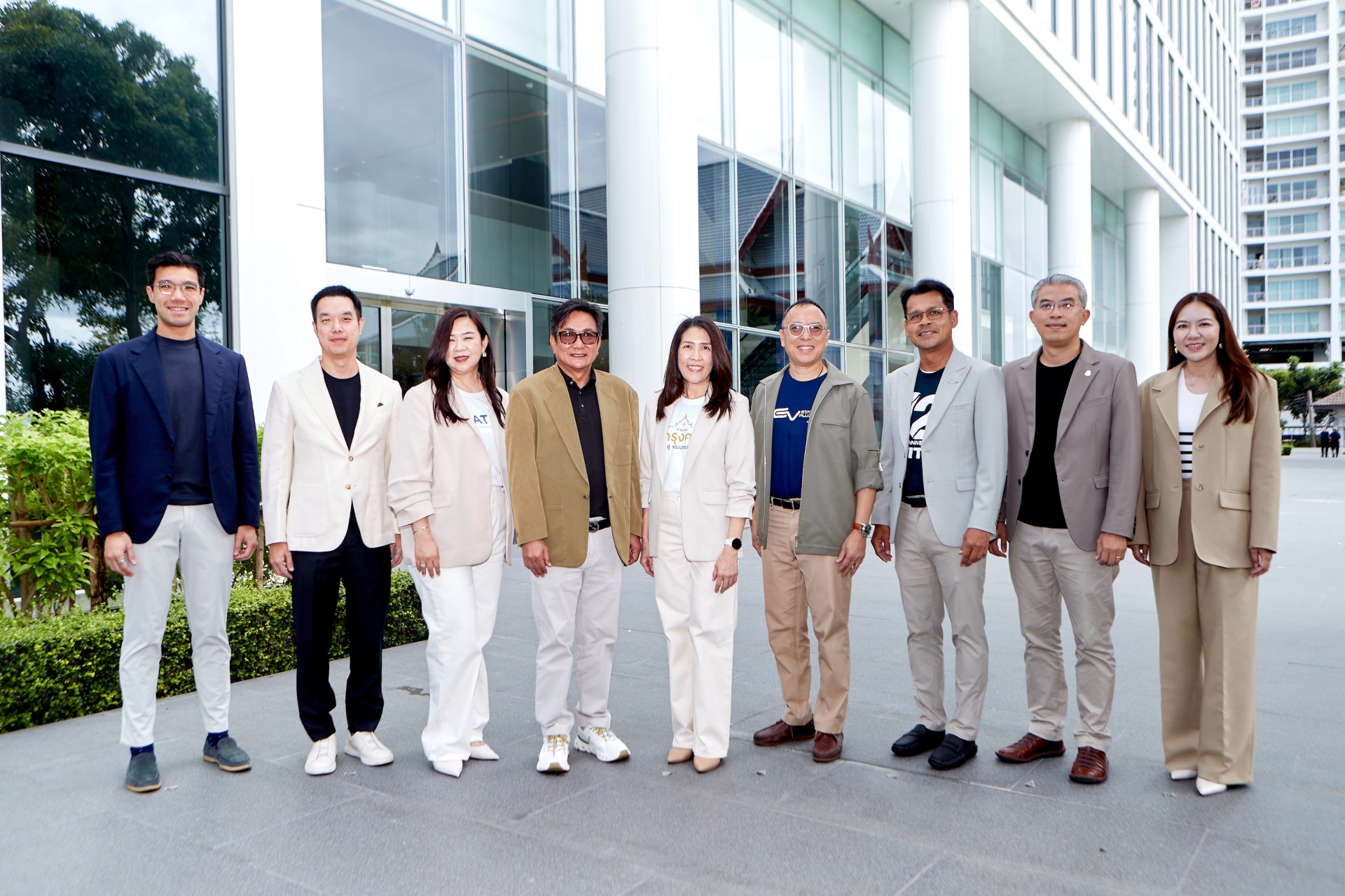 กรุงศรี ออโต้ และ ททท. ผนึกกำลังพันธมิตร เดินหน้าสร้าง EV Ecosystem ชวนขับ EV เที่ยวไทย หนุนการท่องเที่ยวอย่างยั่งยืน