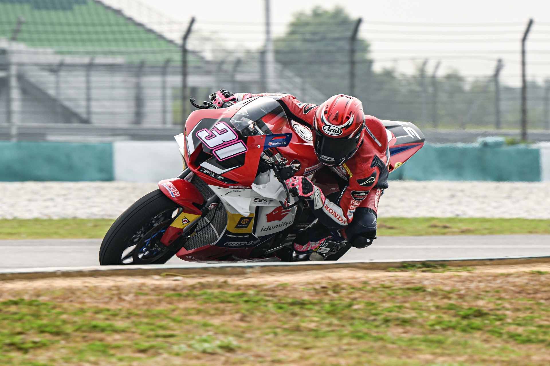 ทัพนักบิด “ฮอนด้า เรซซิ่ง ไทยแลนด์” สู้สุดใจใส่ทุกโค้งใน ARRC เรซ 2 ที่เซปังฯ เตรียมลุยโฮมเรซชี้ชะตาแชมป์ที่บุรีรัมย์