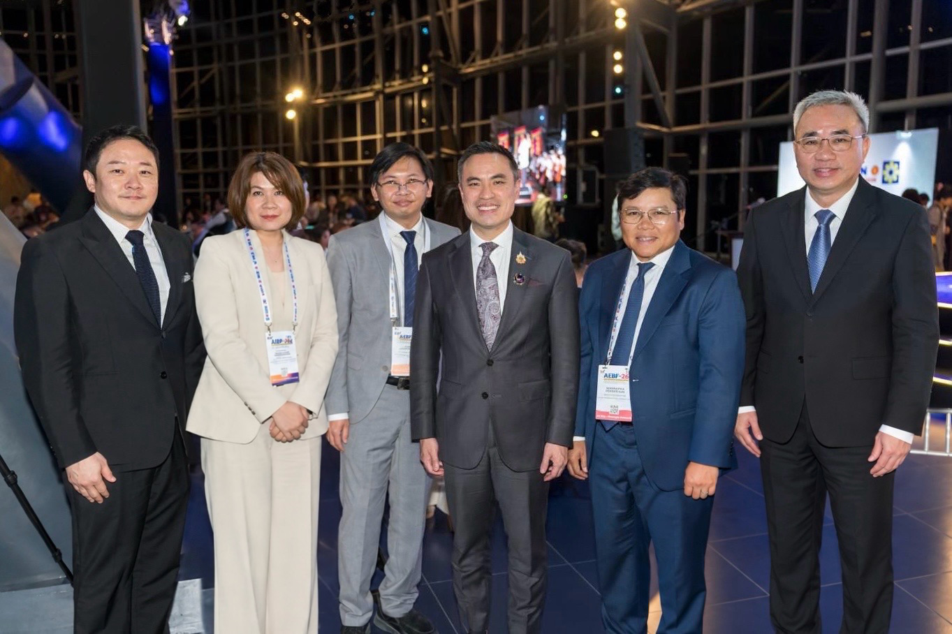 “ซีดับเบิ้ลยู ทาวเวอร์” คว้ารางวัลชนะเลิศ ASEAN Energy Awards 2026 ชูผลงานบริหารจัดการพลังงานอาคารขนาดใหญ่ ลดใช้ไฟฟ้าสะสมกว่า 3.2 ล้านหน่วย