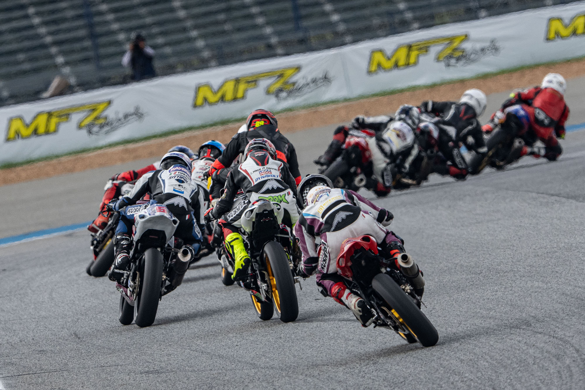 NEXZTER BRIC Superbike สนาม 3 เดือดกลางสายฝน “บอล–โกยุ” หักปากกาเซียน! ลุ้นชิงดำนัดส่งท้ายปี