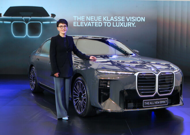 บีเอ็มดับเบิลยู ประเทศไทย จัดนิทรรศการ “Driven by Dedication” ผสานศิลปะเข้ากับความหรูหราแห่งอนาคต ในบีเอ็มดับเบิลยู ซีรีส์ 7 ใหม่