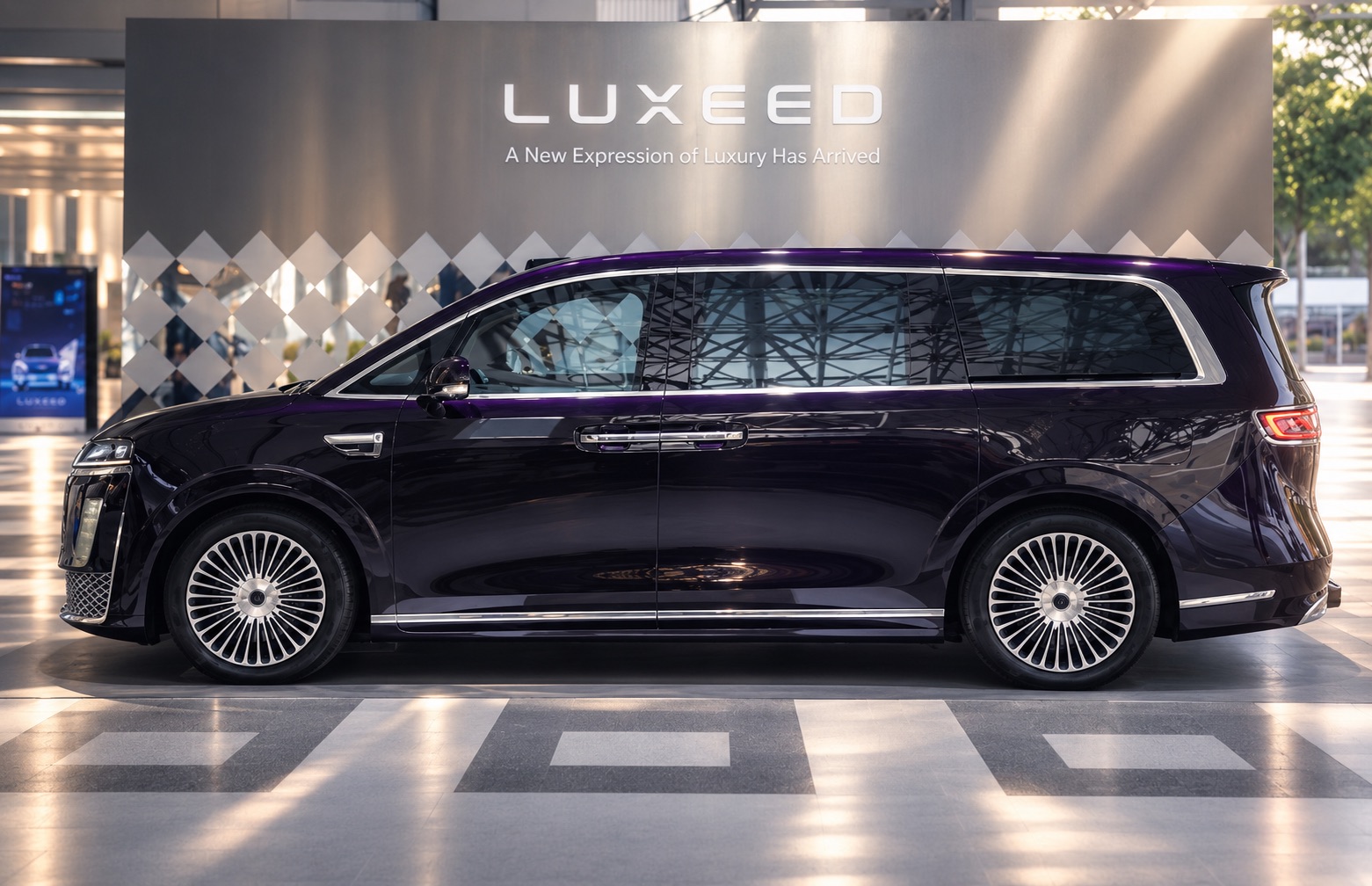 LUXEED เปิดเกมรุก เผยโฉม EHV (V9) ยนตรกรรม MPV สุดล้ำครั้งแรก มาพร้อมเบาะแถวที่สองแบบหมุนได้หลายองศาครั้งแรกในประเทศไทย กับ 4 จุดเด่นหลักที่จะมายกระดับนิยามใหม่แห่ง Luxury Intelligent MPV