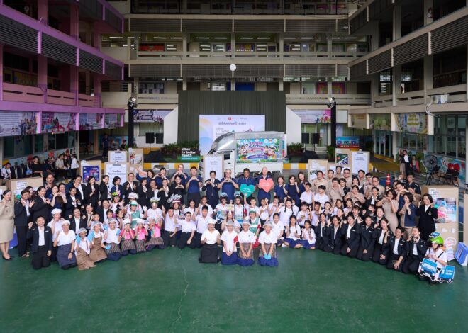 จากหนึ่งครัวกลางสู่เจ็ดโรงเรียนและนักเรียนอีก 1,500 คน กรุงเทพมหานครเปิดตัวครัวกลางเพื่อส่งมอบอาหารเพื่อสุขภาพและลดโรคอ้วนในเด็ก